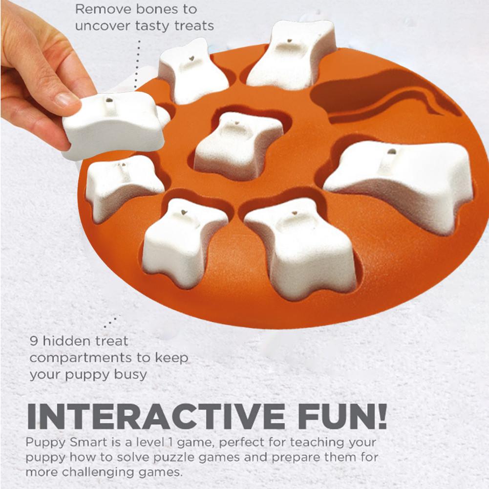 Puppy puzzle toy with bones 